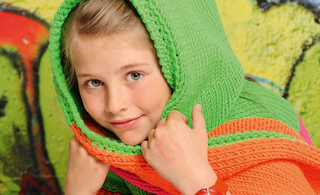 Женские вязаные шапки : купить вязаные шапки в Харькове недорого - Клубок Дерево из бисера на серебряную свадьбу. » Рукоделие своими руками